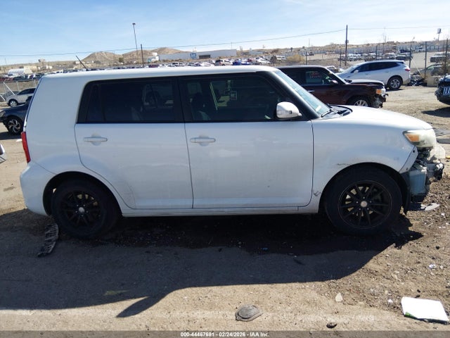 Scion XB 2015 JTLZE4FE6FJ069222 Image 14