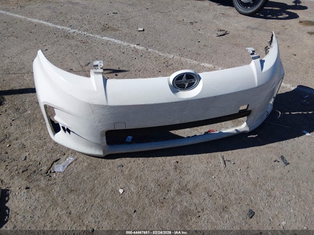 Scion XB 2015 JTLZE4FE6FJ069222 Image 12