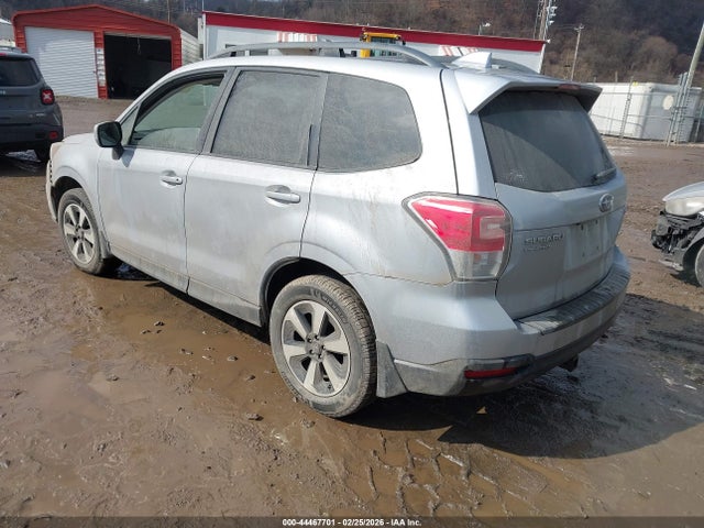 2018 SUBARU FORESTER JF2SJAEC6JH514437 Photo 2