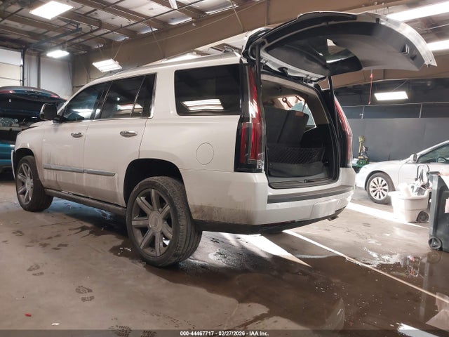 2016 Cadillac Escalade Premium Collection მანქანა იყიდება აუქციონზე, vin: 1GYS4CKJXGR305767, აუქციონის ნომერი: 44467717