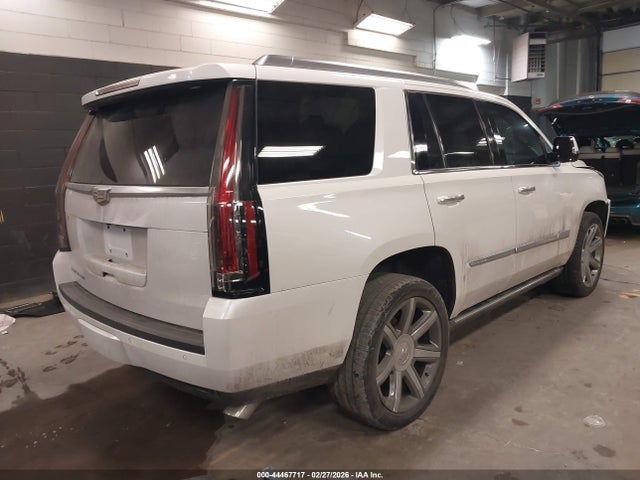 2016 Cadillac Escalade Premium Collection მანქანა იყიდება აუქციონზე, vin: 1GYS4CKJXGR305767, აუქციონის ნომერი: 44467717