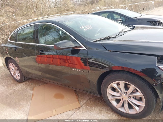1G1ZD5STXSF126620 Chevrolet Malibu Fwd 1lt