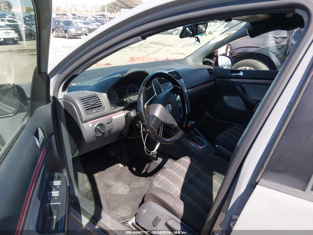 2007 Volkswagen Rabbit 4-door მანქანა იყიდება აუქციონზე, vin: WVWDS71K17W073938, აუქციონის ნომერი: 44467757