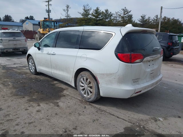 2017 Chrysler Pacifica Touring მანქანა იყიდება აუქციონზე, vin: 2C4RC1DG4HR592418, აუქციონის ნომერი: 44467760