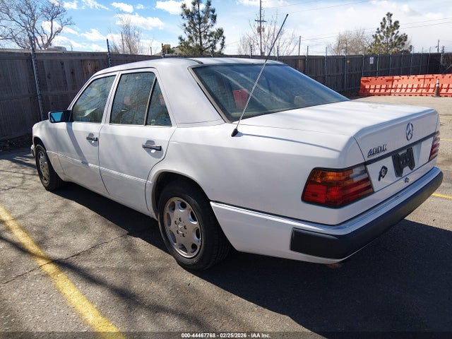 1993 MERCEDES-BENZ 400 WDBEA34E3PB876617 Photo 2