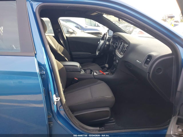 2C3CDXBG4NH161687 Dodge Charger Sxt Rwd