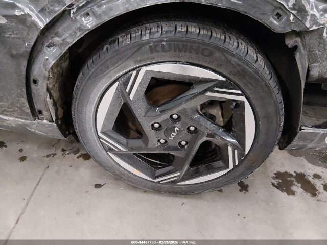 Продажа на аукционе авто 2025 Kia K4 Ex, vin: 3KPFU4DE2SE080522, номер лота: 44467799