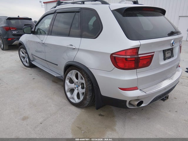 2013 BMW X5 5UXZW0C54D0B92981 Photo 2