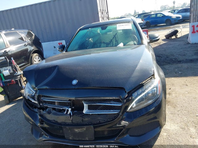 55SWF4KB9FU065615 Mercedes-Benz C 300 4matic