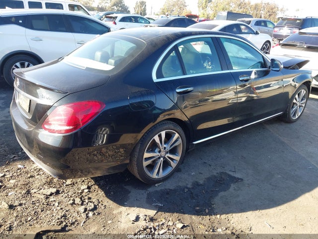 55SWF4KB9FU065615 Mercedes-Benz C 300 4matic