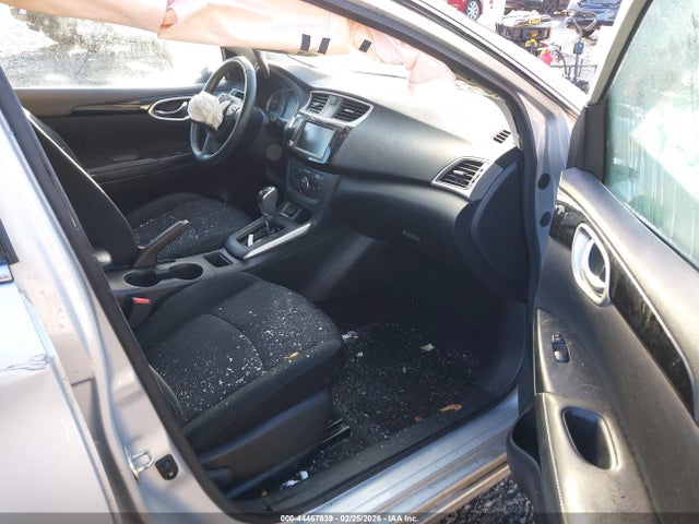 3N1AB7AP5KY306996 Nissan SENTRA SV