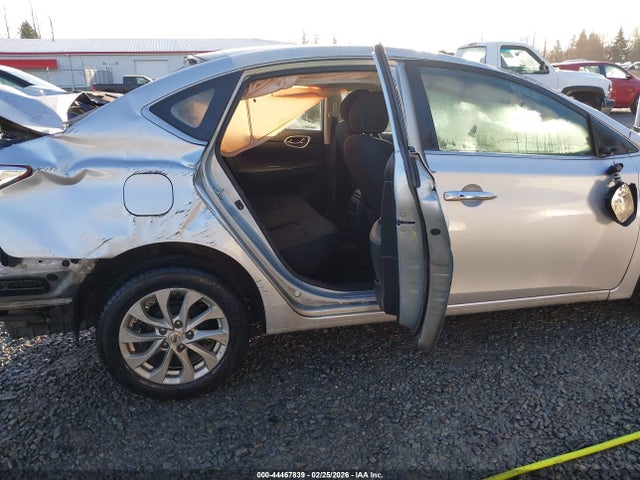 3N1AB7AP5KY306996 Nissan SENTRA SV