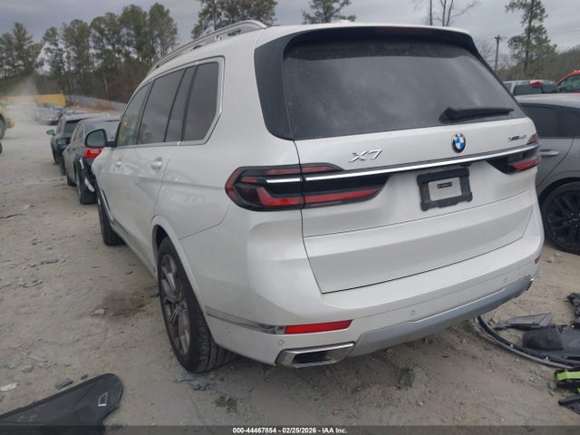 2025 BMW X7 5UX23EM02S9X31114 Photo 2