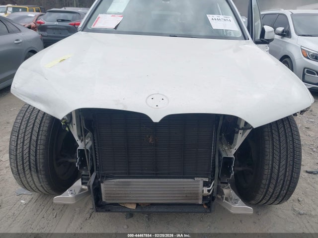 2025 BMW X7 5UX23EM02S9X31114 Photo 5