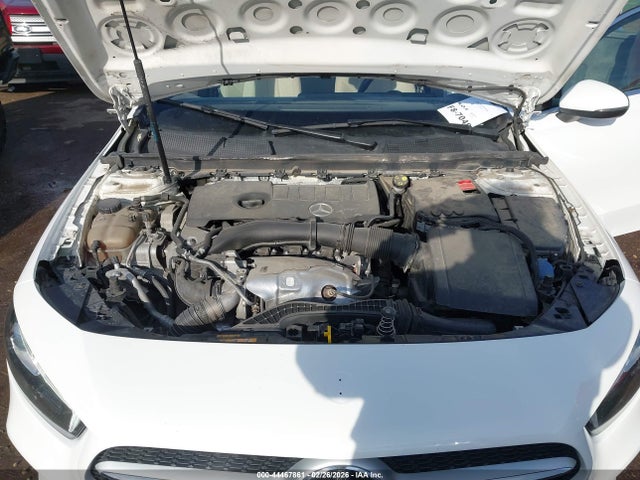 2019 MERCEDES-BENZ A 220 WDD3G4FB1KW010597 Photo 9