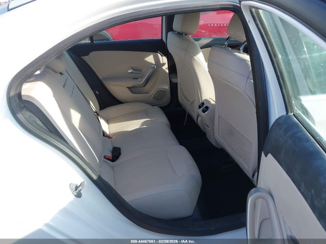 2019 MERCEDES-BENZ A 220 WDD3G4FB1KW010597 Photo 7