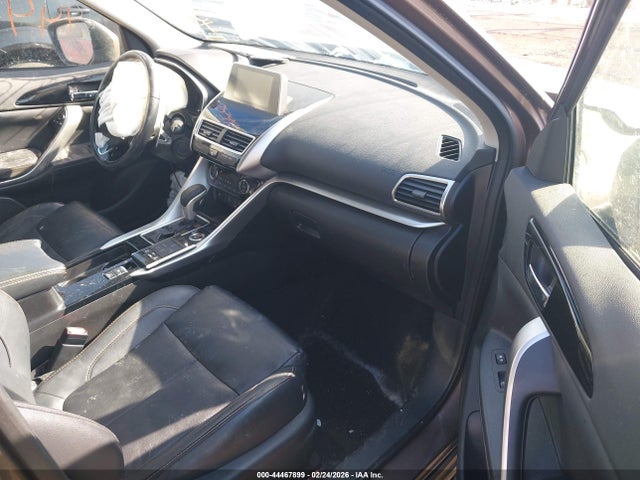 2018 MITSUBISHI ECLIPSE CROSS JA4AT5AA8JZ042892 Photo 4