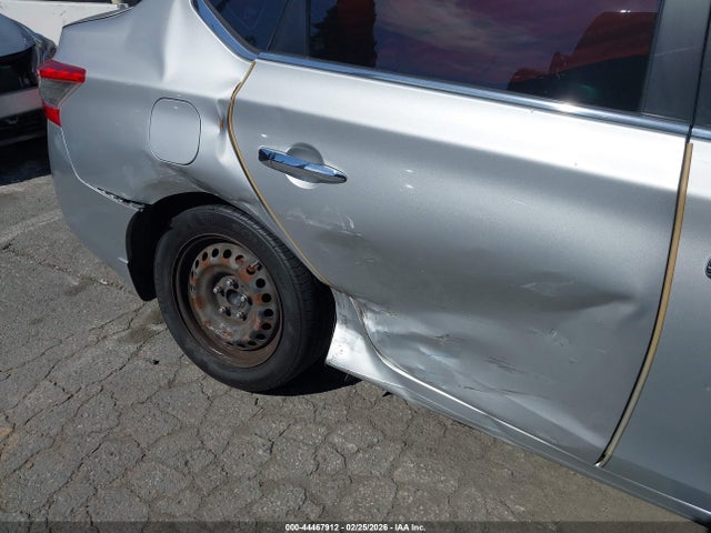 1N4AB7AP5EN855733 Nissan SENTRA SV