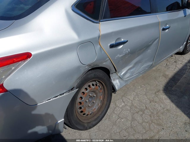 1N4AB7AP5EN855733 Nissan SENTRA SV