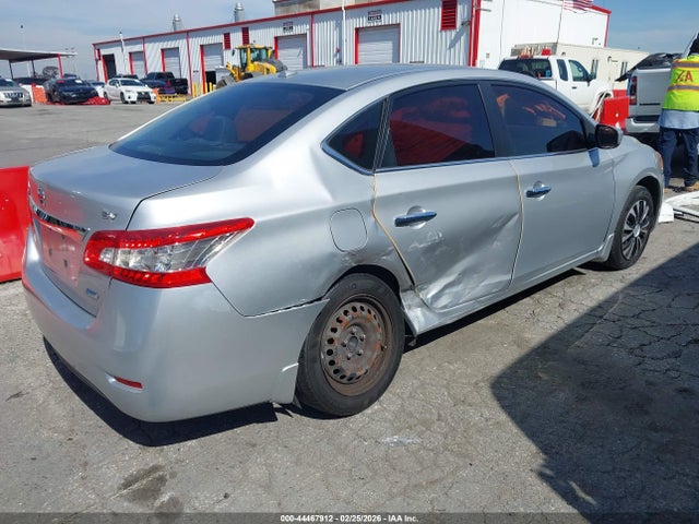 1N4AB7AP5EN855733 Nissan SENTRA SV