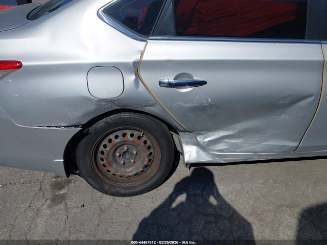 1N4AB7AP5EN855733 Nissan SENTRA SV