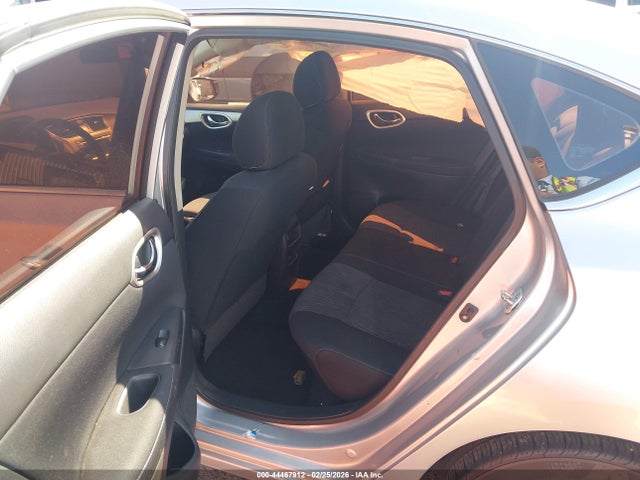 1N4AB7AP5EN855733 Nissan SENTRA SV
