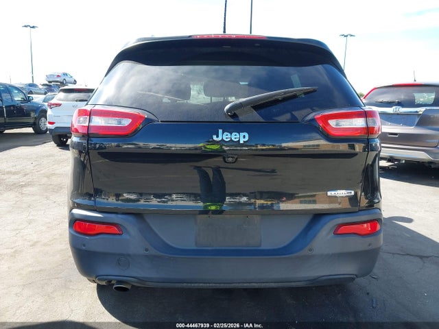 1C4PJLCB9GW257787 Jeep Cherokee Latitude