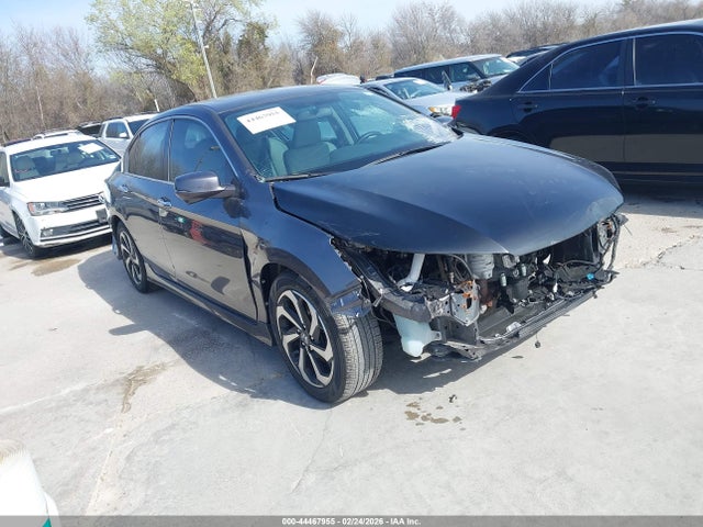 2016 1HGCR2F7XGA123894 main image