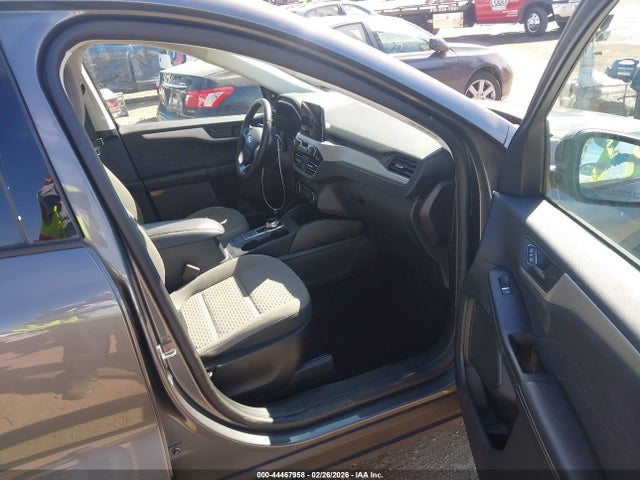 1FMCU0G60NUB19710 Ford ESCAPE SE