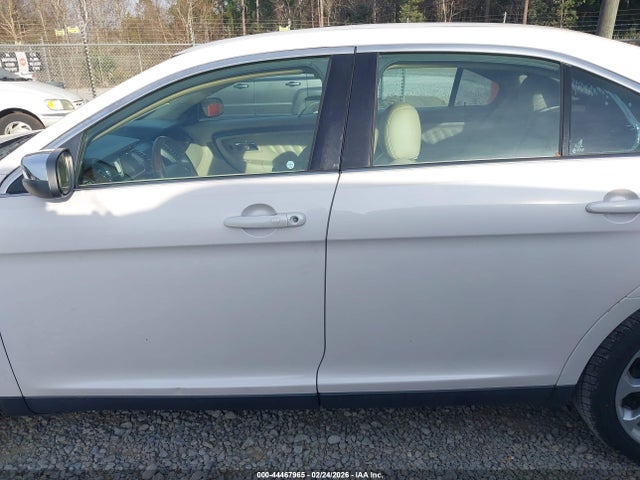 1FAHP2F8XGG139843 Ford Taurus Limited