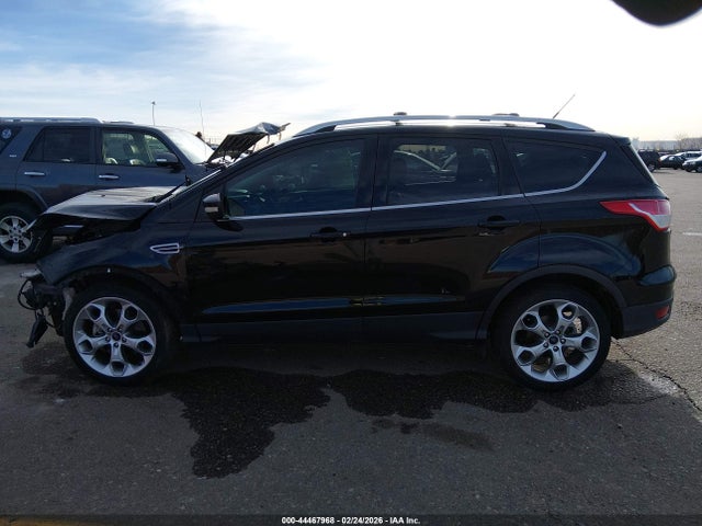 1FMCU9J94GUA67315 Ford Escape Titanium