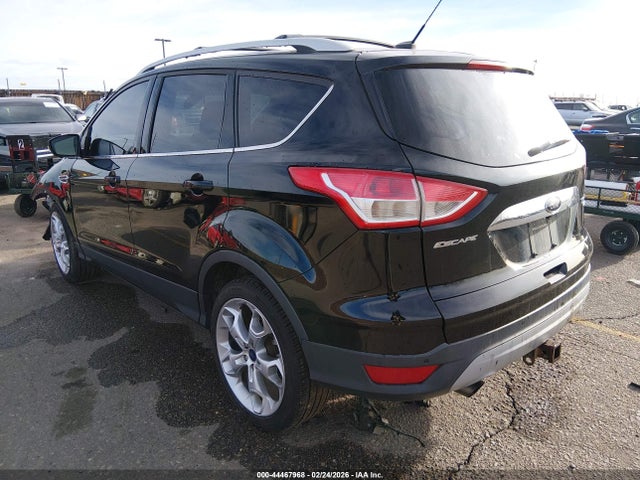 1FMCU9J94GUA67315 Ford Escape Titanium