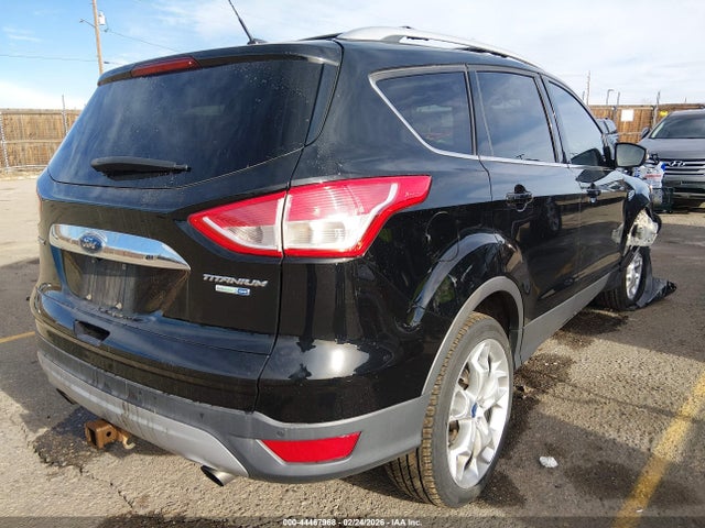 1FMCU9J94GUA67315 Ford Escape Titanium