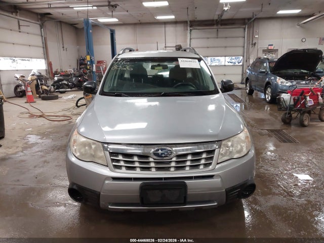 44468026 :رقم المزاد ، JF2SHABC3CH421300 vin ، 2012 Subaru Forester 2.5x مزاد بيع