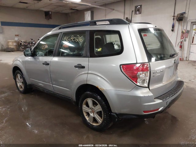 44468026 :رقم المزاد ، JF2SHABC3CH421300 vin ، 2012 Subaru Forester 2.5x مزاد بيع
