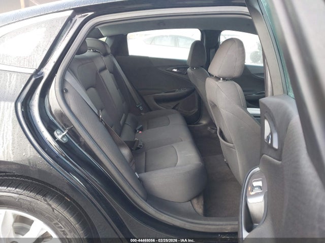 1G1ZD5ST6SF118501 Chevrolet Malibu Fwd 1lt