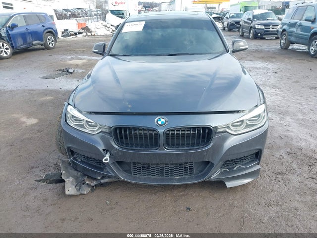 44468075 :رقم المزاد ، WBA8B3G54GNT63010 vin ، 2016 Bmw 340i مزاد بيع