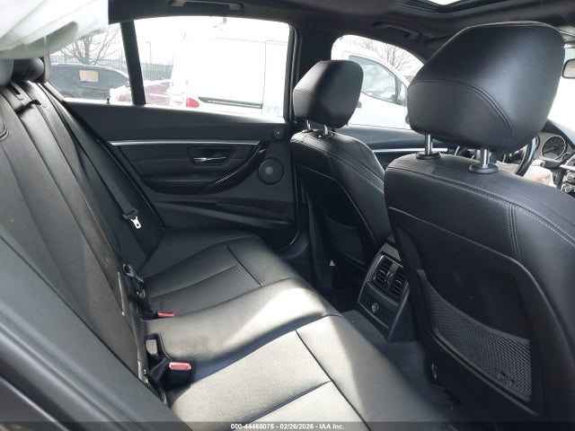 44468075 :رقم المزاد ، WBA8B3G54GNT63010 vin ، 2016 Bmw 340i مزاد بيع