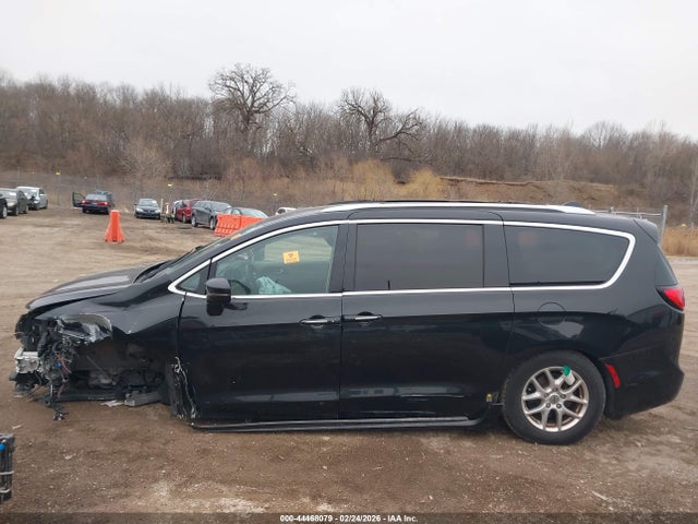 Продажа на аукционе авто 2021 Chrysler Pacifica Touring L, vin: 2C4RC1BG9MR601384, номер лота: 44468079