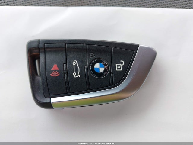 2021 Bmw X1 Xdrive28i მანქანა იყიდება აუქციონზე, vin: WBXJG9C02M5S03709, აუქციონის ნომერი: 44468133