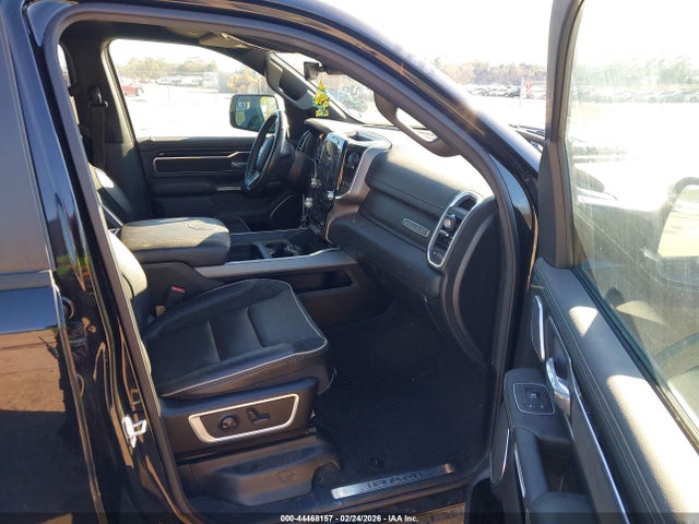 Продажа на аукционе авто 2022 Ram 1500 Laramie  4x2 5'7 Box, vin: 1C6RREJT7NN300980, номер лота: 44468157