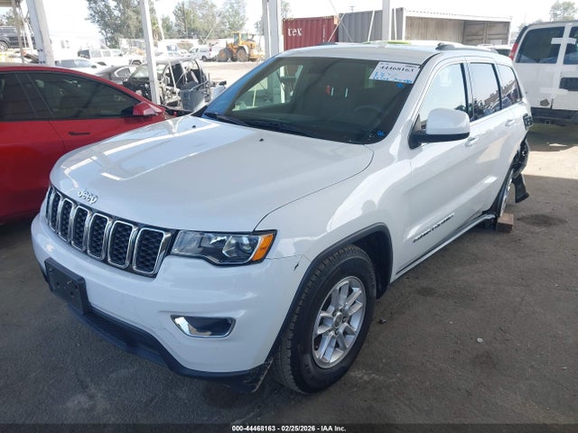 1C4RJEAG8LC141057 Jeep Grand Cherokee Laredo E 4x2
