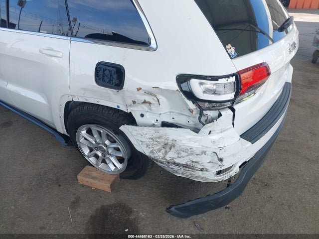 1C4RJEAG8LC141057 Jeep Grand Cherokee Laredo E 4x2