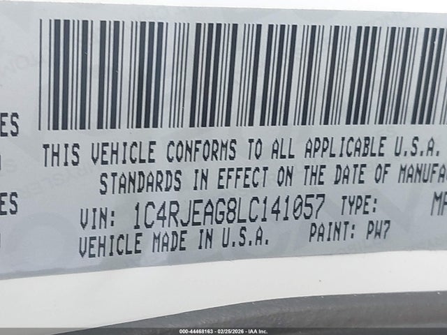 1C4RJEAG8LC141057 Jeep Grand Cherokee Laredo E 4x2