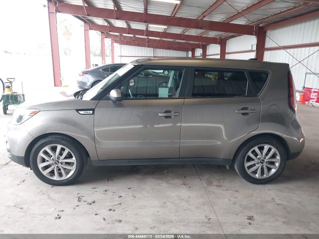 KIA SOUL + 2018 KNDJP3A56J7538366 Image 14