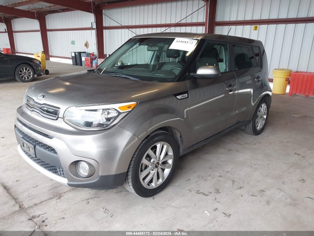 KIA SOUL + 2018 KNDJP3A56J7538366 Image 2