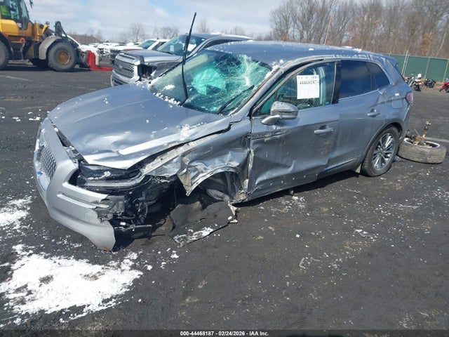 2021 LINCOLN NAUTILUS 2LMPJ8J95MBL13654 Photo 1