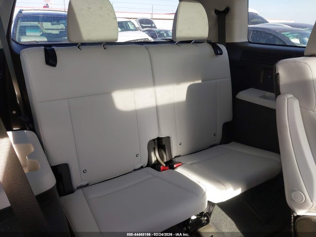 Auction sale of the 2025 Hyundai Santa Fe Calligraphy, vin: 5NMP54GL2SH101633, lot number: 44468196