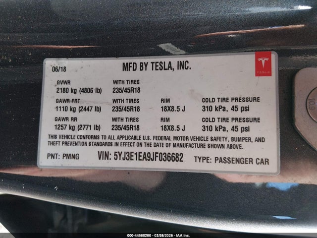 2018 TESLA MODEL 3 5YJ3E1EA9JF036682 Photo 8