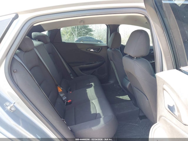 1G1ZG5ST6PF127424 Chevrolet Malibu Fwd Rs